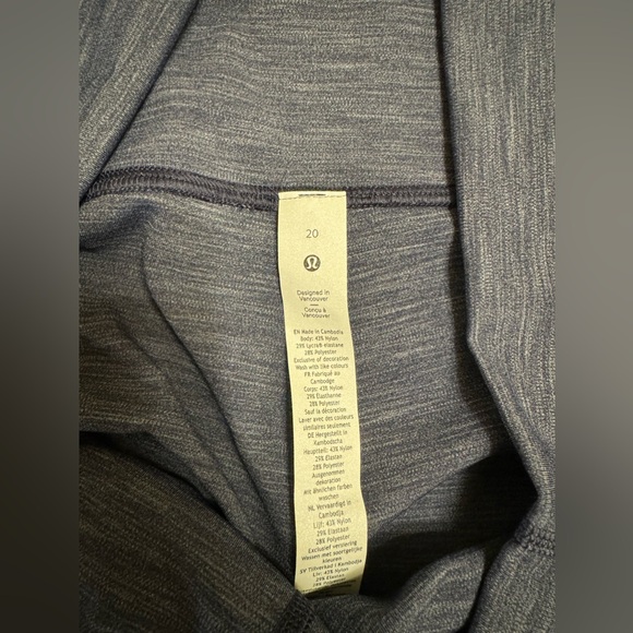 NWOT Lululemon Wunder Under Scalloped Hem High-Rise Crop - Picture 11 of 12